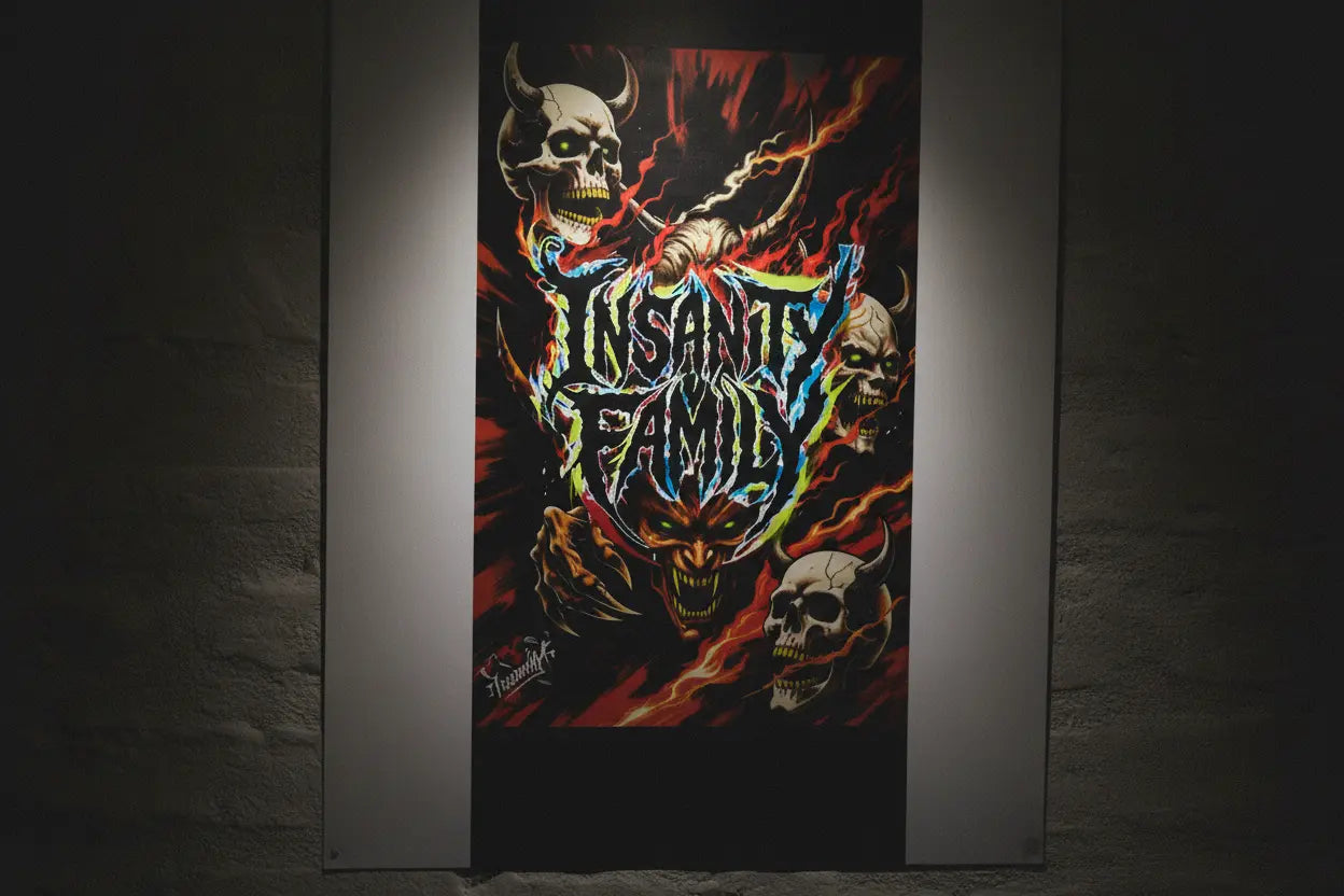 Insane Art poster 16x20 - close-up detail with dramatic lighting